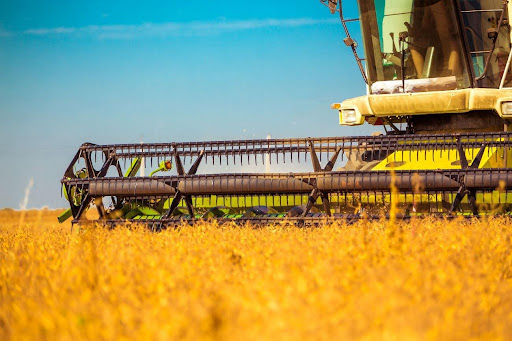 Mais potência, mais eficiência: a hidráulica impulsionando o agro